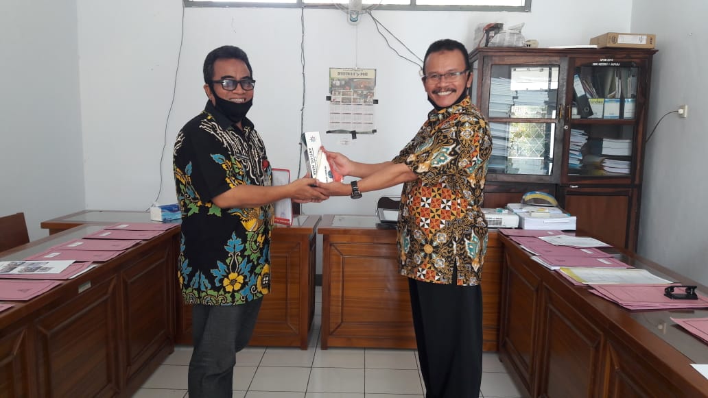 Penyerahan Dokumentasi Verifikasi Kelengkapan Protokol Covid 19