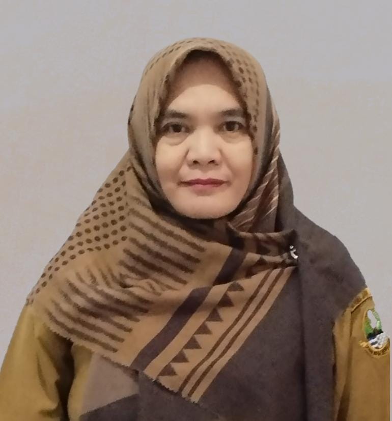 Yulia Indah Asmara, S.E.